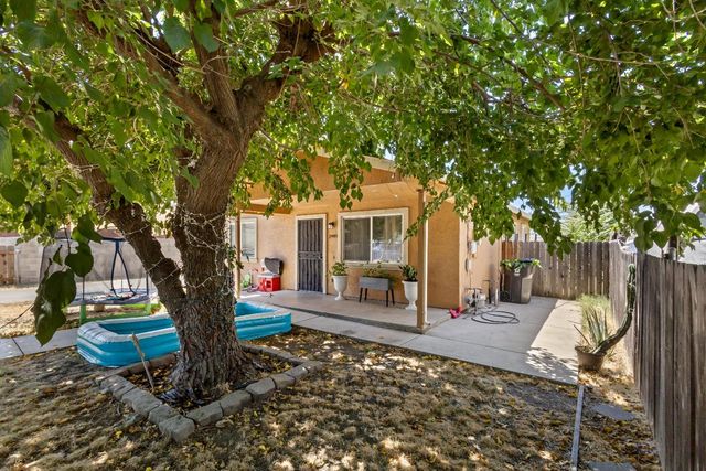 1949 Sunset Ave, Stockton, CA 95205