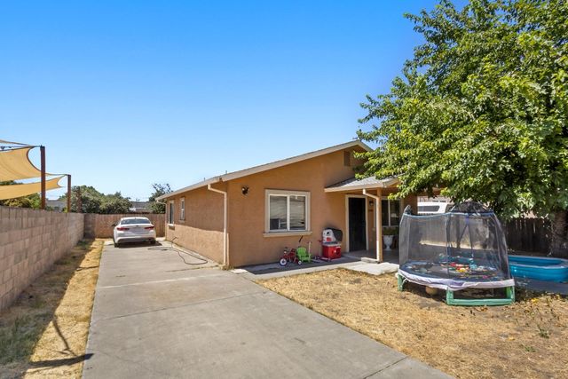 1949 Sunset Ave, Stockton, CA 95205
