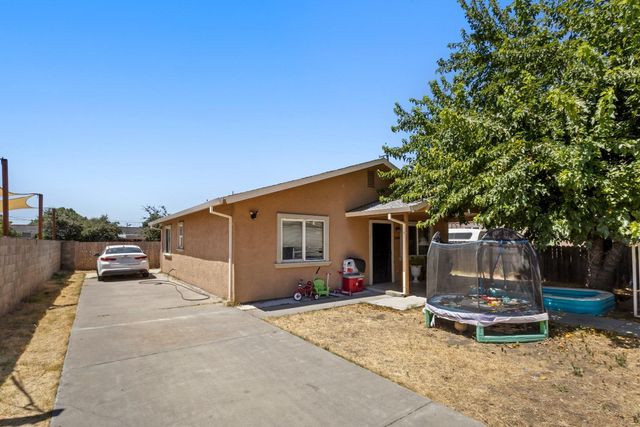 1949 Sunset Ave, Stockton, CA 95205