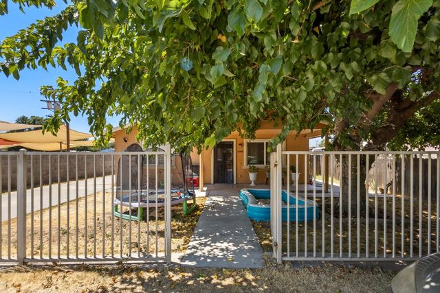 1949 Sunset Ave, Stockton, CA 95205