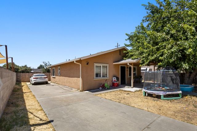 1949 Sunset Ave, Stockton, CA 95205