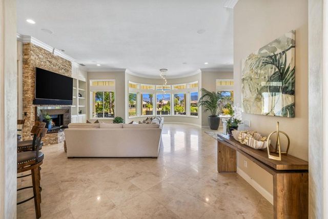 48 Vista Encantada, Rancho Mirage, CA 92270