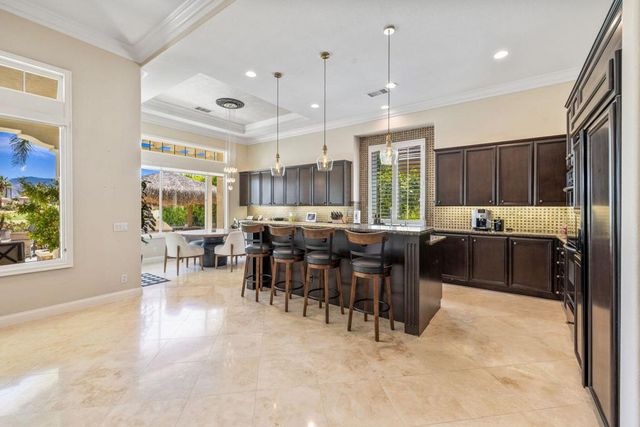48 Vista Encantada, Rancho Mirage, CA 92270