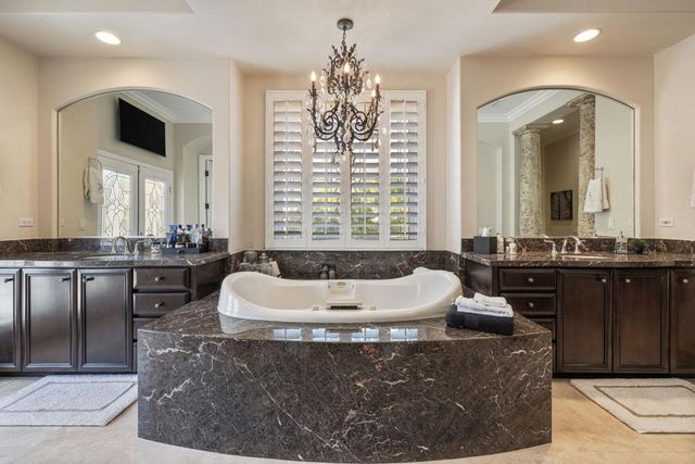 48 Vista Encantada, Rancho Mirage, CA 92270