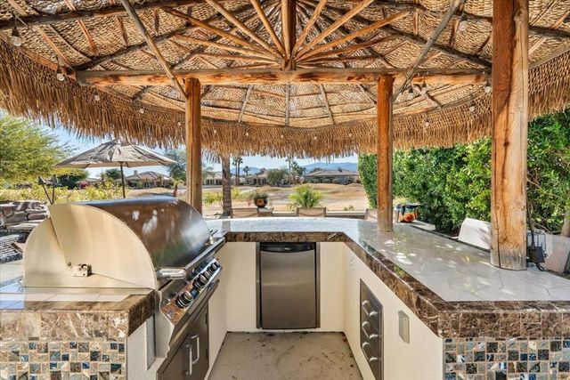 48 Vista Encantada, Rancho Mirage, CA 92270
