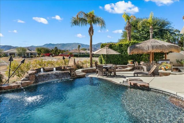 48 Vista Encantada, Rancho Mirage, CA 92270