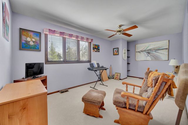 900 Saint Andrews Way, Frankfort, IL 60423