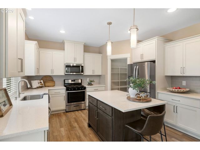 5815 Ne 45TH St, Vancouver, WA 98661