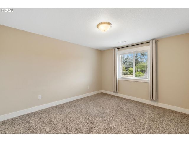 5815 Ne 45TH St, Vancouver, WA 98661