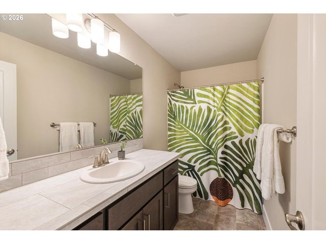 5815 Ne 45TH St, Vancouver, WA 98661