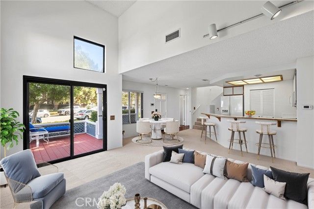 123 Fallingstar, Irvine, CA 92614