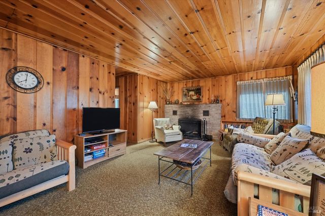 16221 Bottle Rock Rd, Cobb, CA 95426