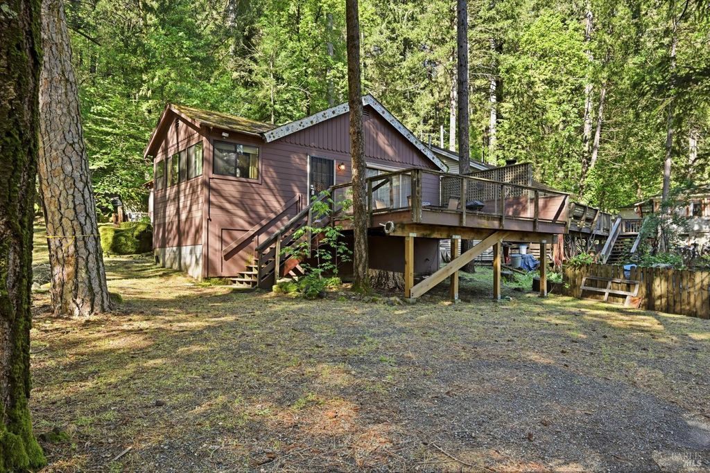 16221 Bottle Rock Rd, Cobb, CA 95426