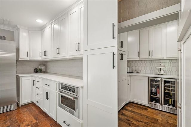 12245 W 279th Terrace, Louisburg, KS 66053
