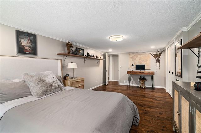 12245 W 279th Terrace, Louisburg, KS 66053