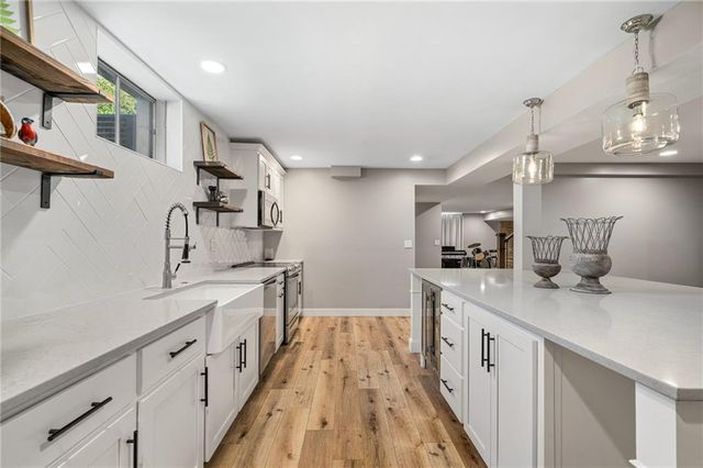12245 W 279th Terrace, Louisburg, KS 66053