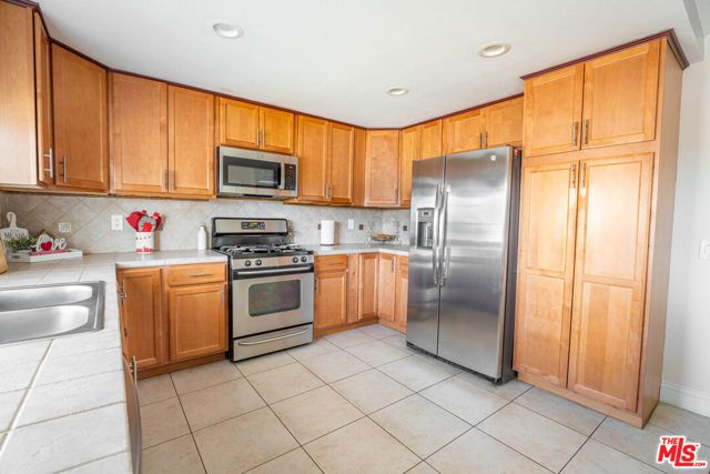 40333 E 168th Street, Palmdale, CA 93591