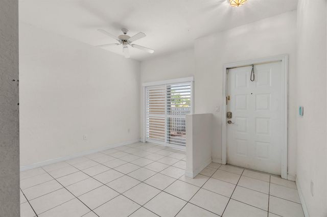 7623 Southampton Terrace 102, Tamarac, FL 33321
