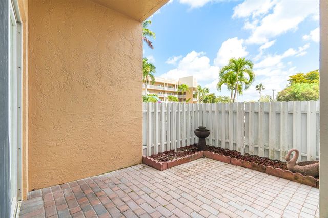 7623 Southampton Terrace 102, Tamarac, FL 33321