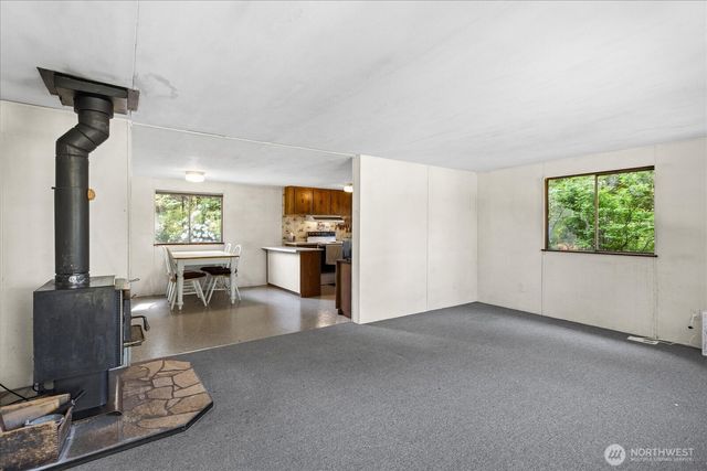 9927 99th Avenue NE, Arlington, WA 98223