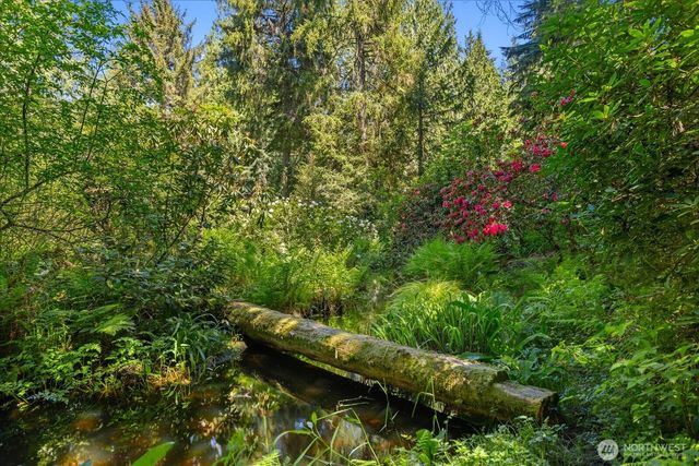 9927 99th Avenue NE, Arlington, WA 98223