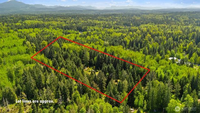 9927 99th Avenue NE, Arlington, WA 98223
