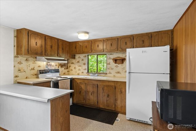 9927 99th Avenue NE, Arlington, WA 98223