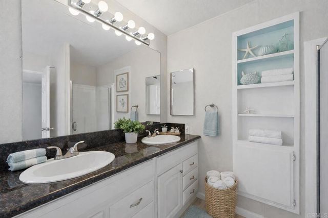 647 Via Costa Rica, Vista, CA 92081