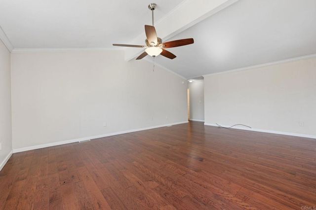 647 Via Costa Rica, Vista, CA 92081