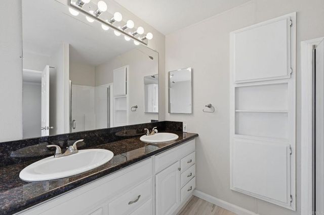 647 Via Costa Rica, Vista, CA 92081