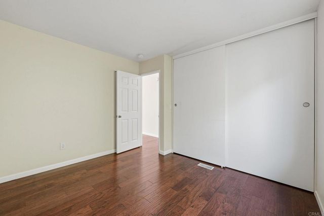 647 Via Costa Rica, Vista, CA 92081
