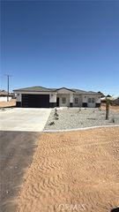20420 Yuma, Apple Valley, CA 92307
