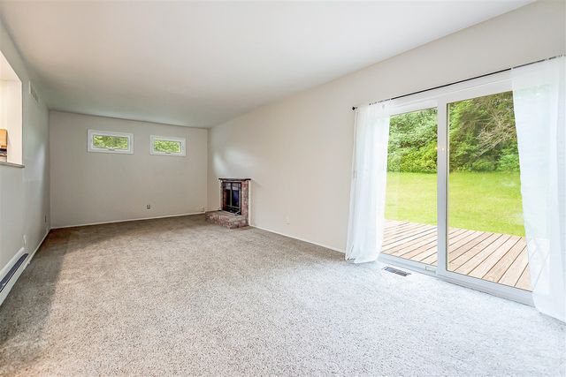 2240 Steeplechase Drive, Ann Arbor, MI 48103