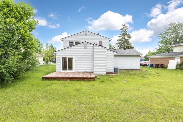 2240 Steeplechase Drive, Ann Arbor, MI 48103