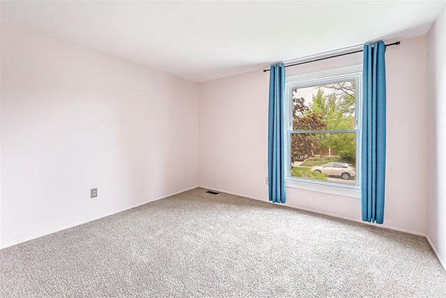 2240 Steeplechase Drive, Ann Arbor, MI 48103