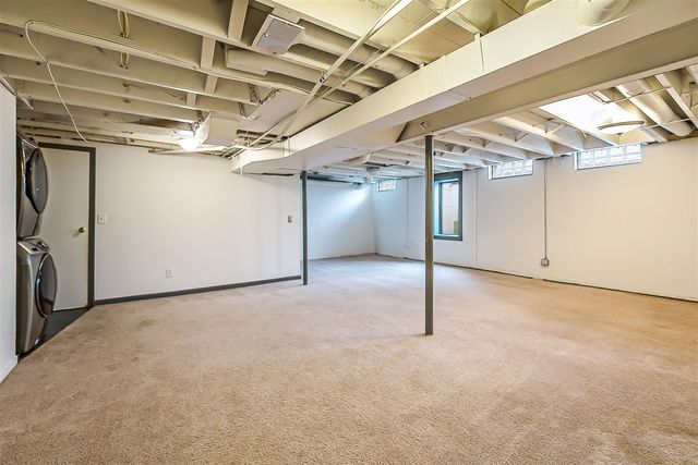 2240 Steeplechase Drive, Ann Arbor, MI 48103