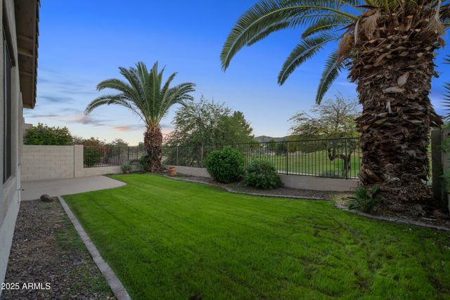 2707 E DARREL Road, Phoenix, AZ 85042