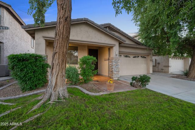 2707 E DARREL Road, Phoenix, AZ 85042