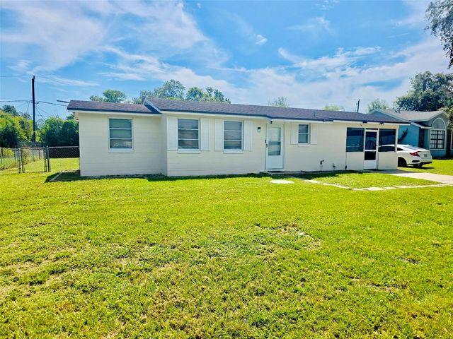 1701 MONTECITO AVENUE, Deltona, FL 32738