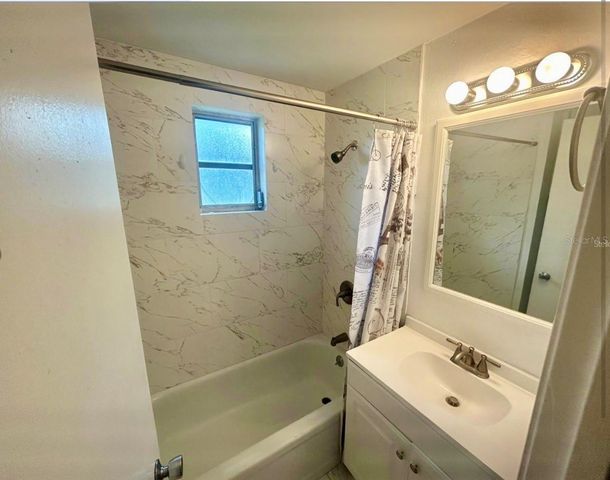 1701 MONTECITO AVENUE, Deltona, FL 32738