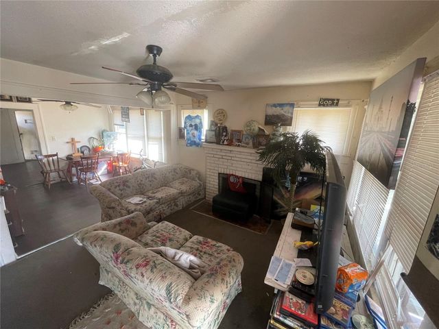 1511 19TH AVENUE S, St Petersburg, FL 33705