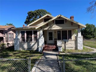 1511 19TH AVENUE S, St Petersburg, FL 33705