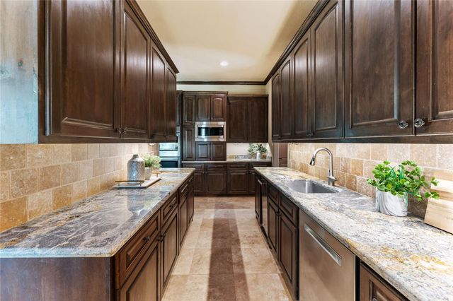 4727 Sugar Maple Court, Fulshear, TX 77441