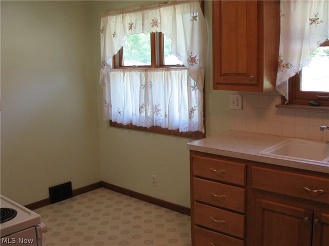 7361 Hi View Drive, North Royalton, OH 44133