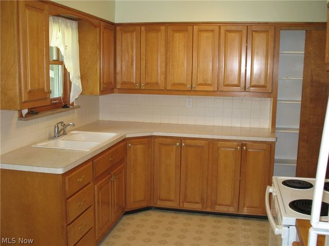 7361 Hi View Drive, North Royalton, OH 44133