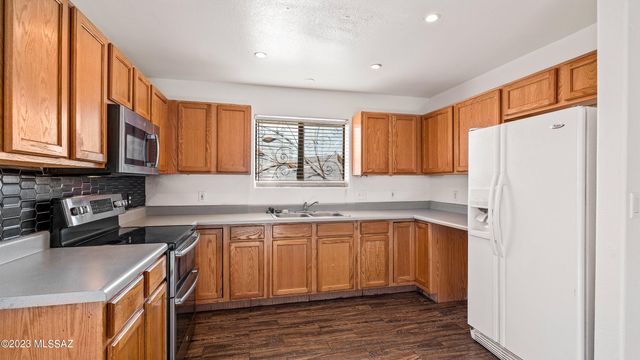 6428 S Buckaroo Loop, Tucson, AZ 85757