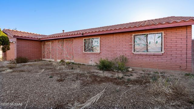 6428 S Buckaroo Loop, Tucson, AZ 85757