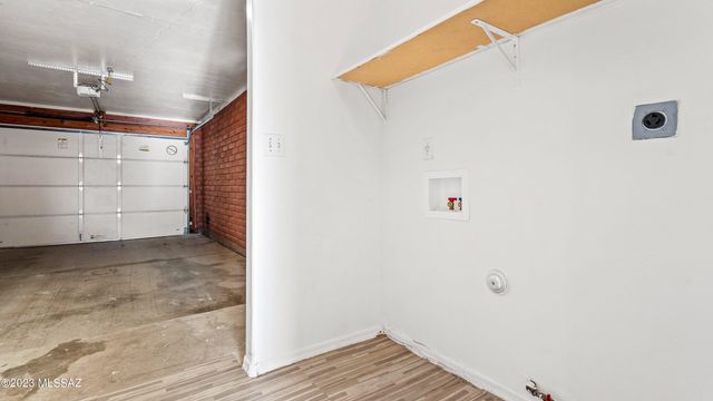 6428 S Buckaroo Loop, Tucson, AZ 85757