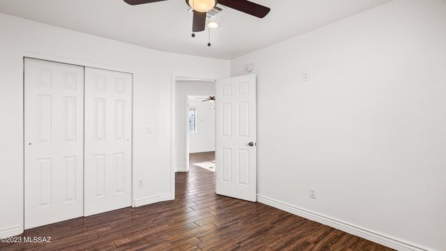 6428 S Buckaroo Loop, Tucson, AZ 85757