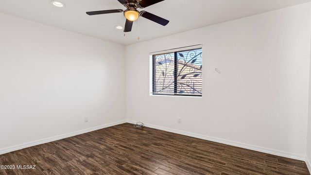 6428 S Buckaroo Loop, Tucson, AZ 85757